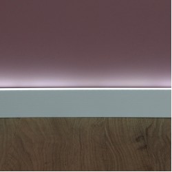 Напольный плинтус IL10